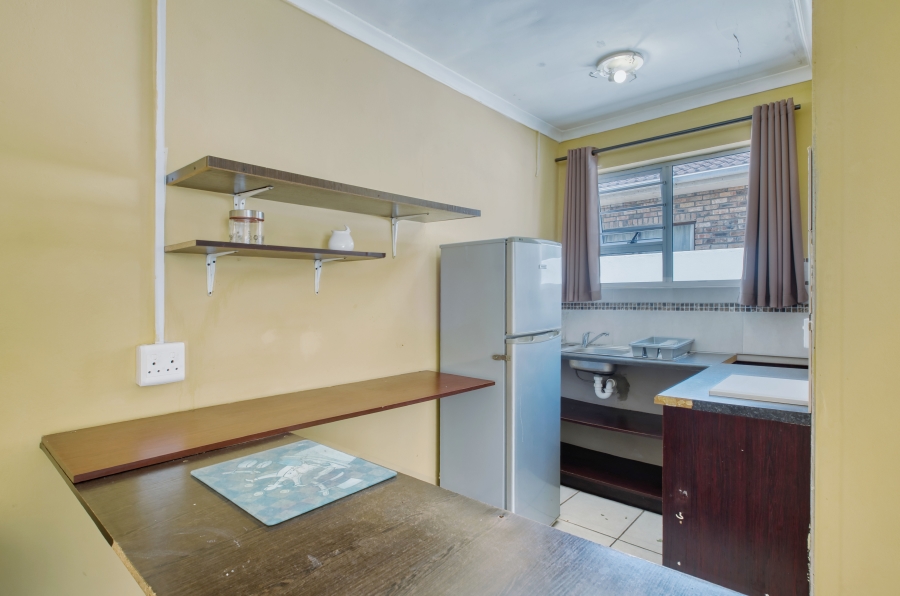 6 Bedroom Property for Sale in Summerstrand Eastern Cape